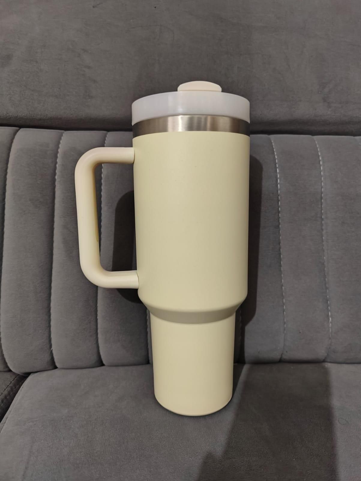 Large Stainless Steel Tumbler – Hot & Cold Beverage Companion